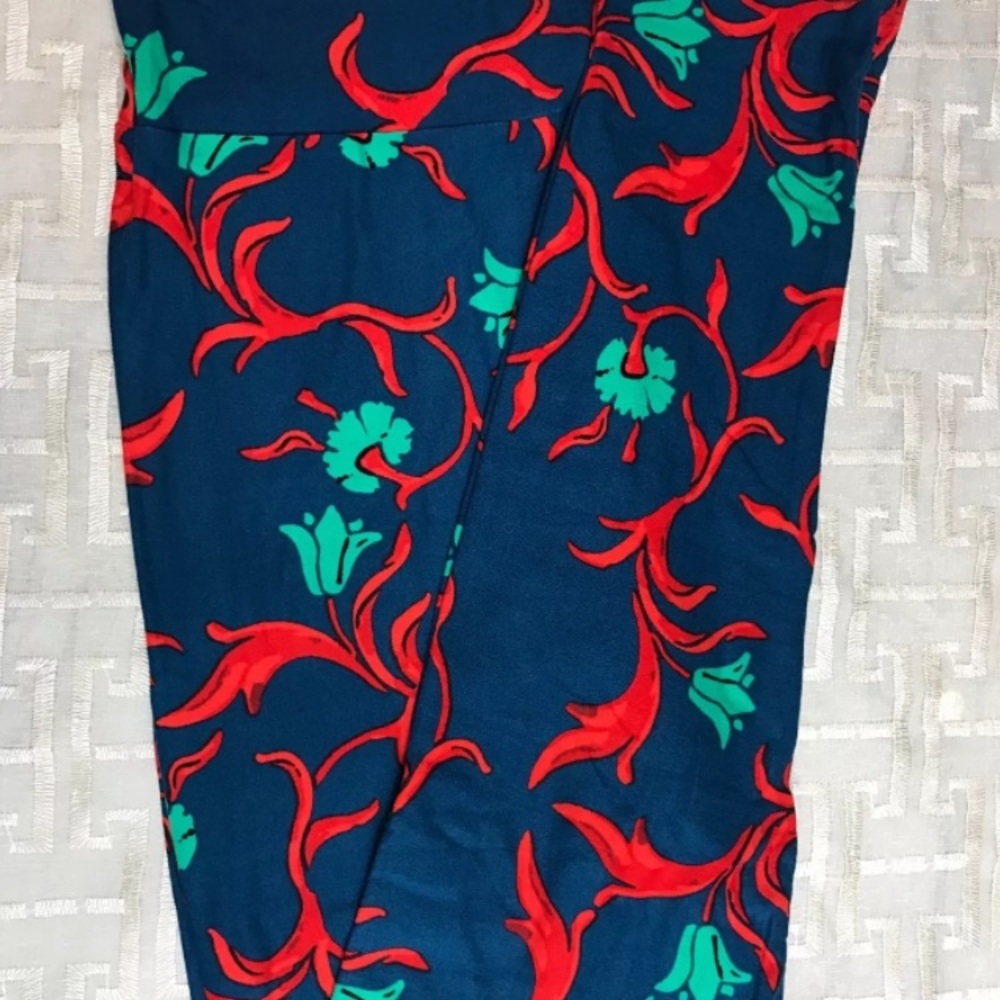 LuLaRoe LLR - OS Leggings NWOT